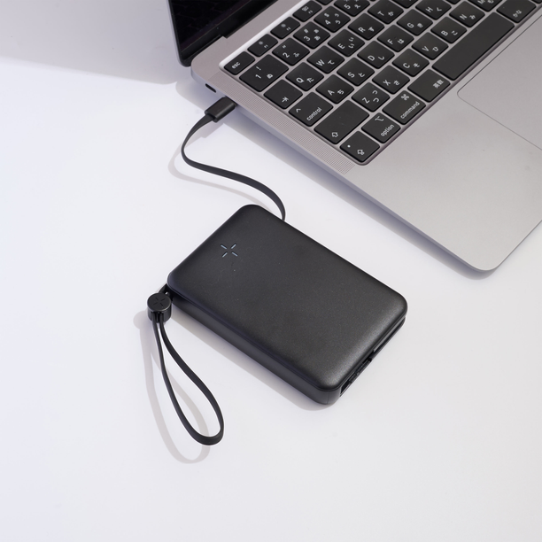 【短納期】PD20W急速充電対応 ケーブル一体型モバイルバッテリー画像