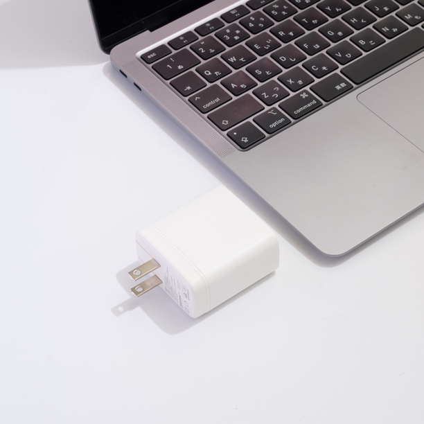 【短納期】PD45W 2ポート USB充電器 Type-Ax1 Type-Cx1画像