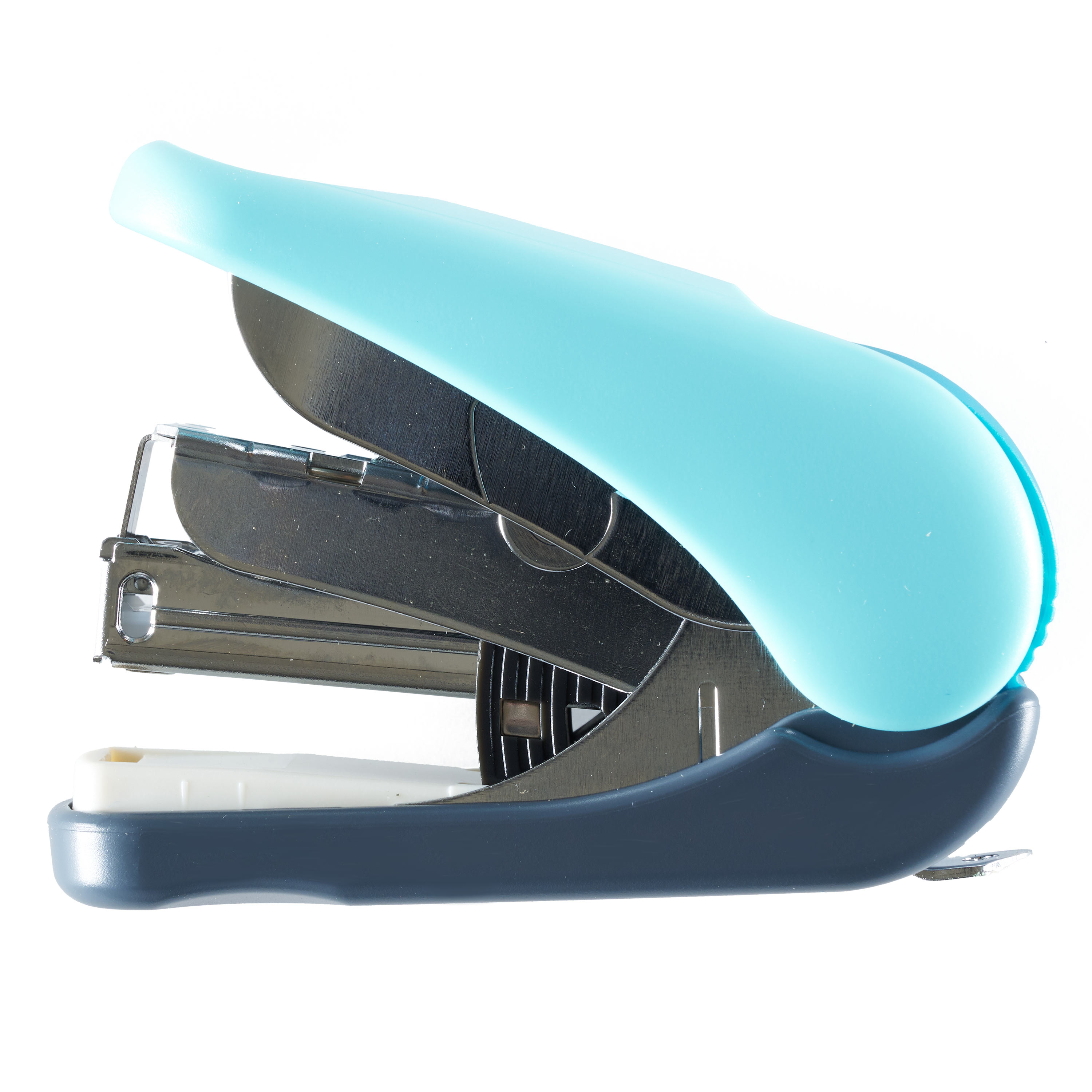 PLUS フラットかるヒットホッチキス 32枚綴じ